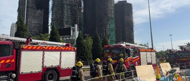 香港特区政府开始向死难者家属发放20万港元慰问金及5万港元殓葬金，首批涉及18宗死难者个案