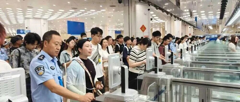 海上生明月 琴澳共此时